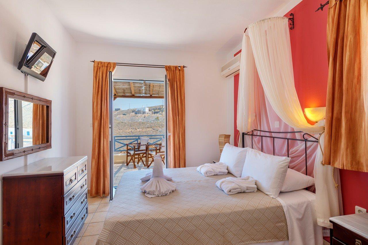 Sunrise Beach Suites Azolimnos Dış mekan fotoğraf