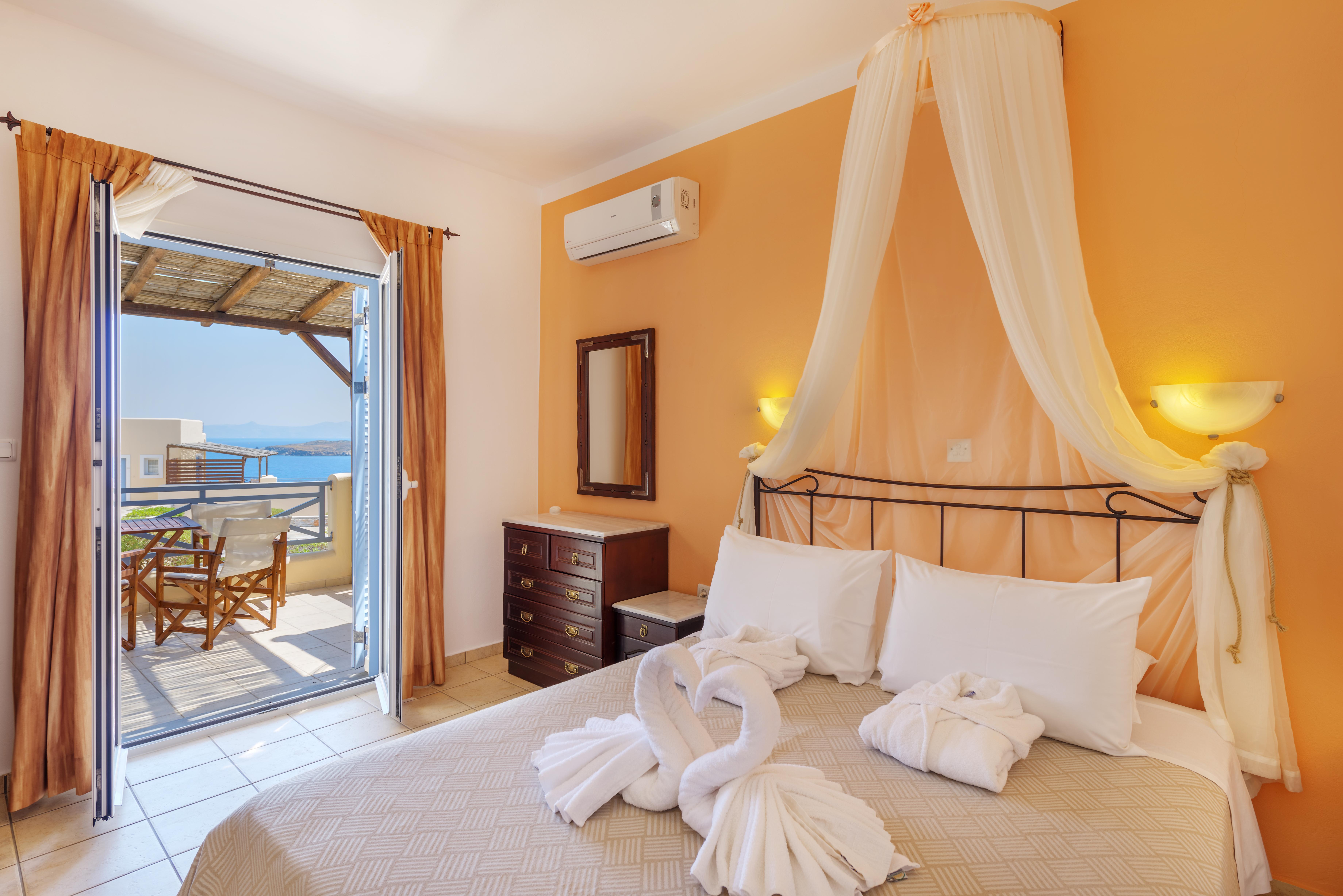 Sunrise Beach Suites Azolimnos Dış mekan fotoğraf