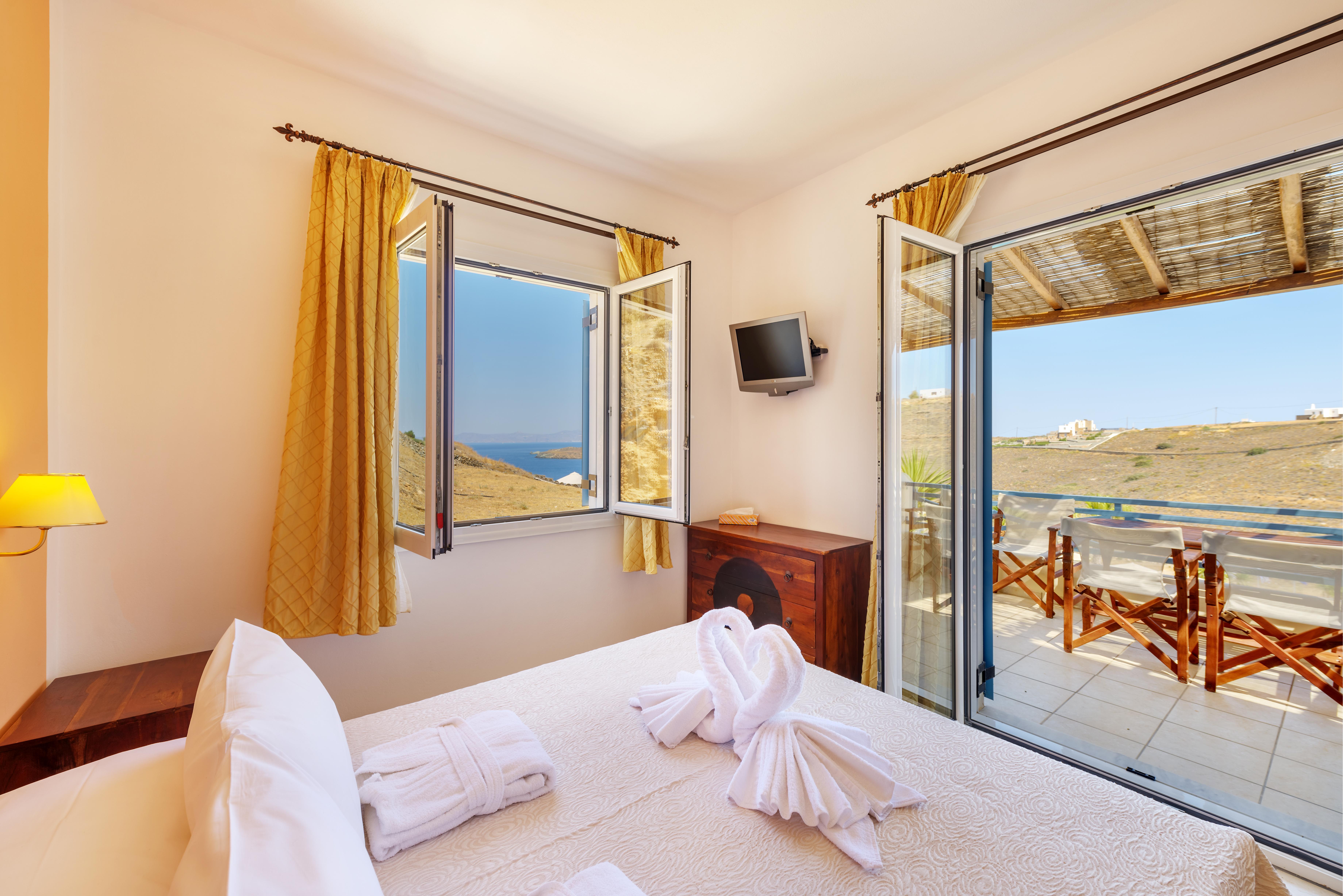 Sunrise Beach Suites Azolimnos Dış mekan fotoğraf