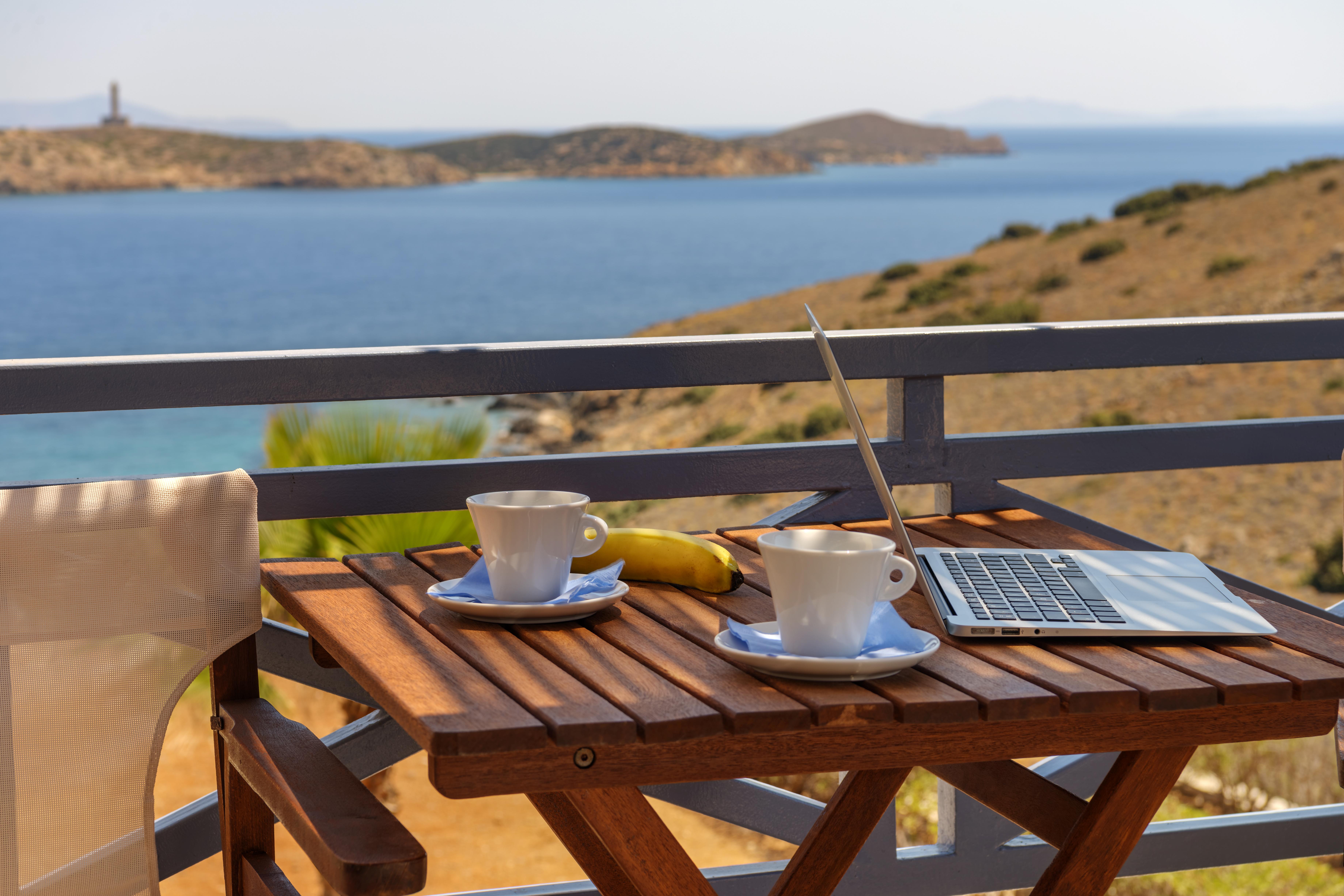 Sunrise Beach Suites Azolimnos Dış mekan fotoğraf
